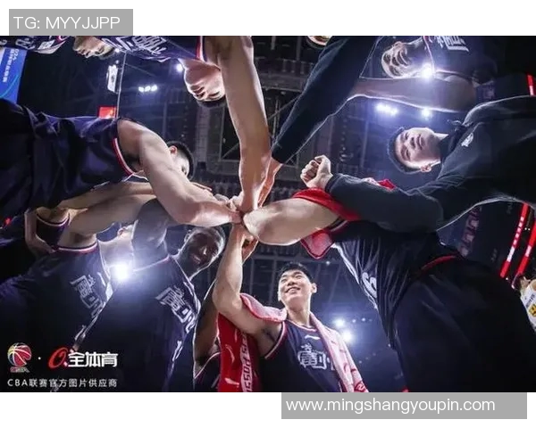 武汉篮球队状态变革引发热议球迷期待新赛季的精彩表现与突破