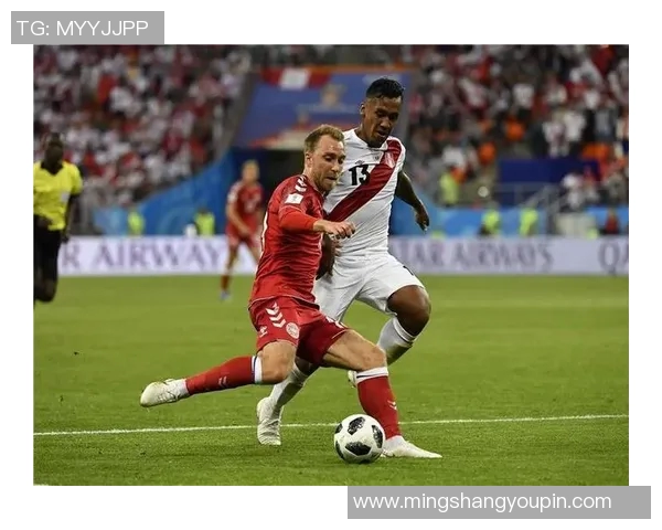 秘鲁与丹麦激战正酣谁能在世界杯小组赛中笑到最后