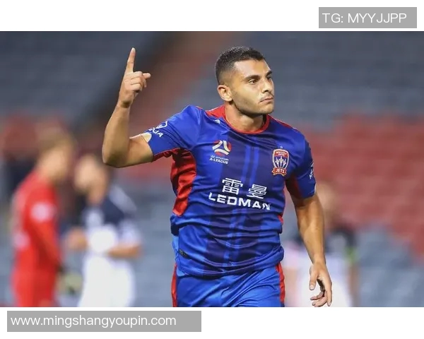 现代与墨尔本胜利的精彩对决直播全程回顾与分析