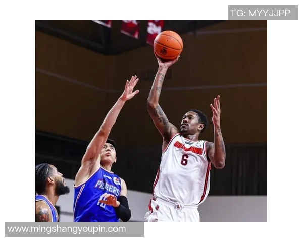 马尚布鲁克斯：从篮球场到人生舞台的奋斗与成长之路